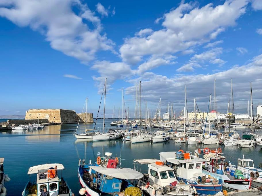 Marie'S Luxury City Center Apartment Heraklion  Exterior photo